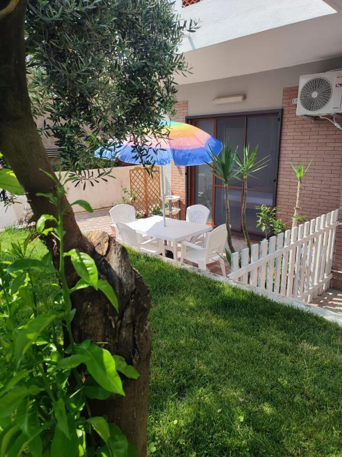 Bordoriva Apartment Formia Exterior foto